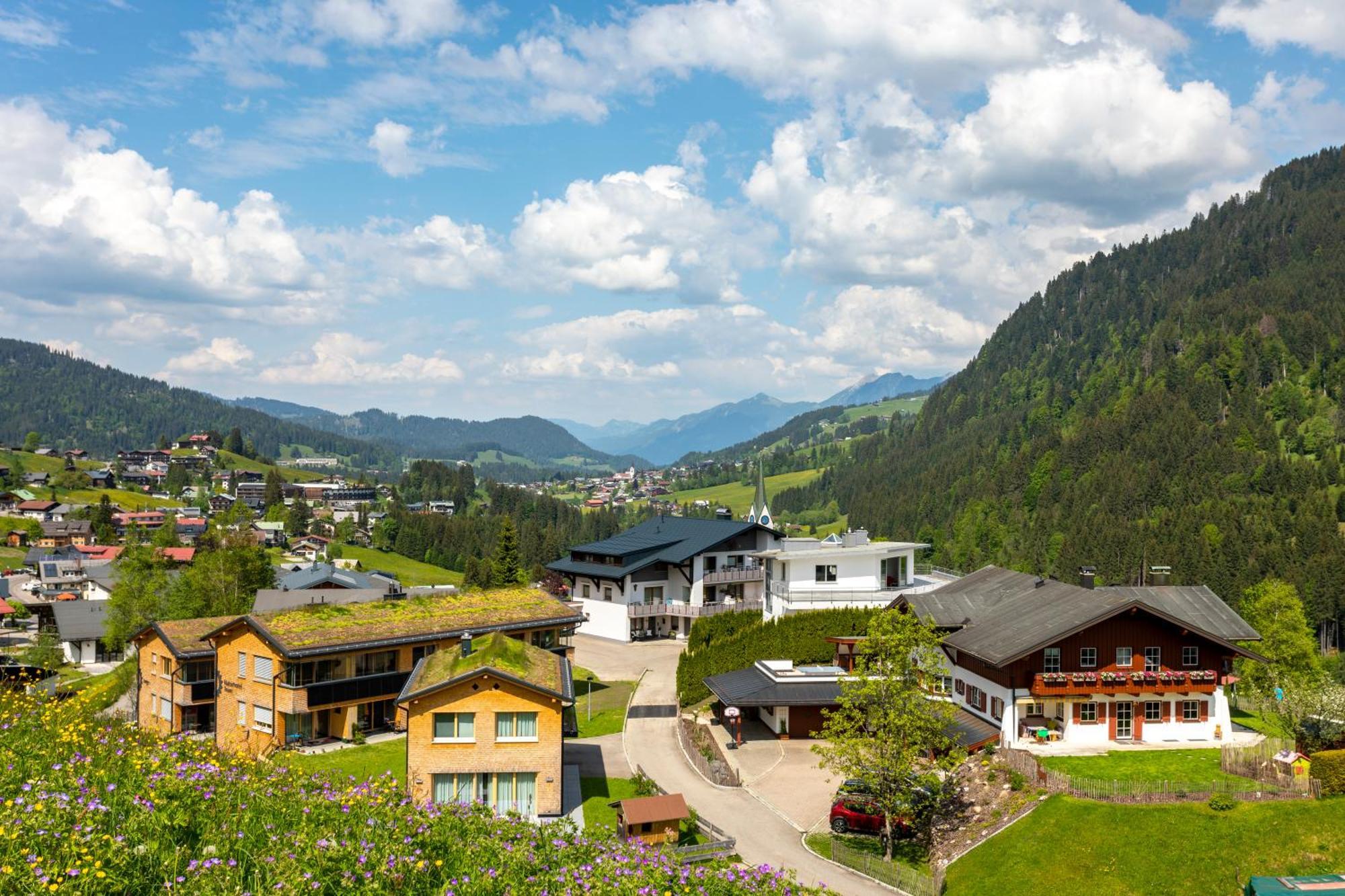 Hirschegg Haus Berg & Tal公寓 外观 照片