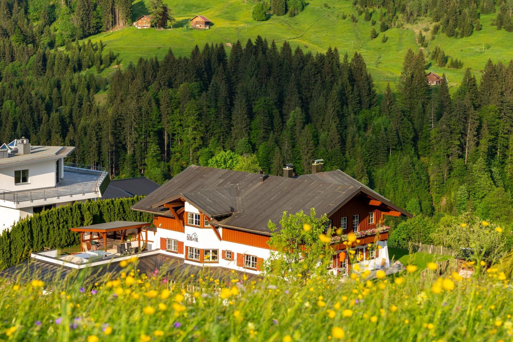 Hirschegg Haus Berg & Tal公寓 外观 照片